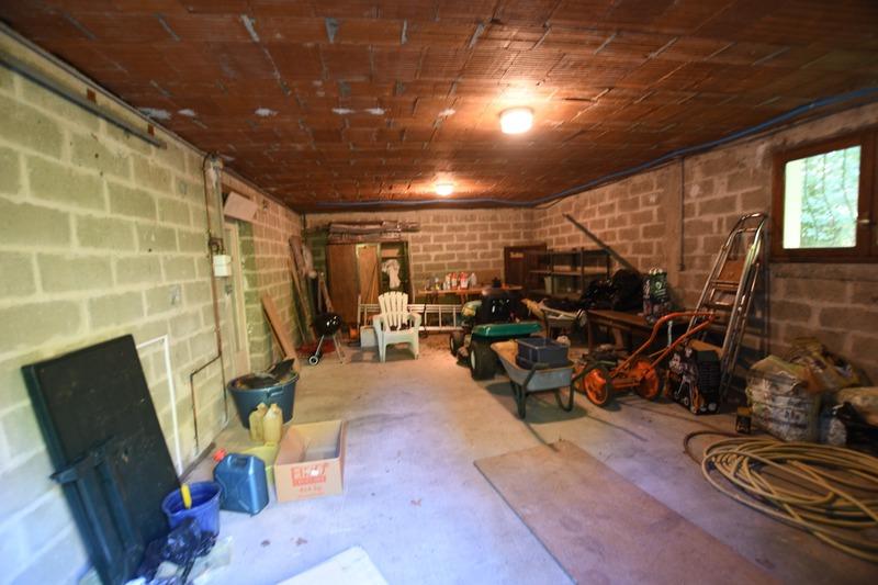 Maison - 220 m² - 10 pièces