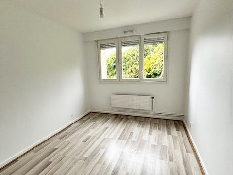 Appartement - 81 m² - 4 pièces