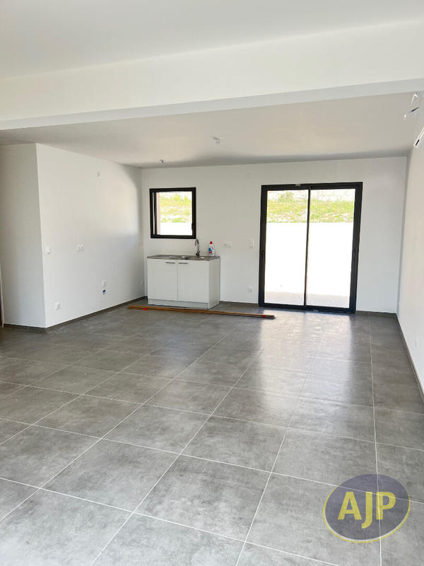 Maison - 89 m² - 4 pièces