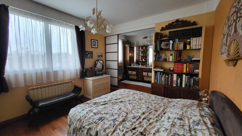 Maison - 229 m² - 8 pièces