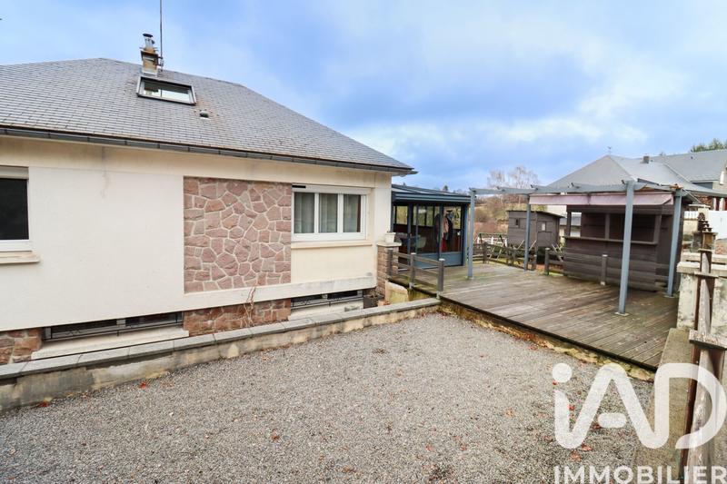 Maison - 170 m² - 9 pièces