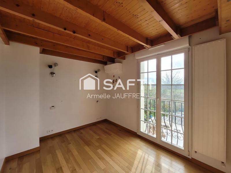 Maison - 158 m² - 6 pièces