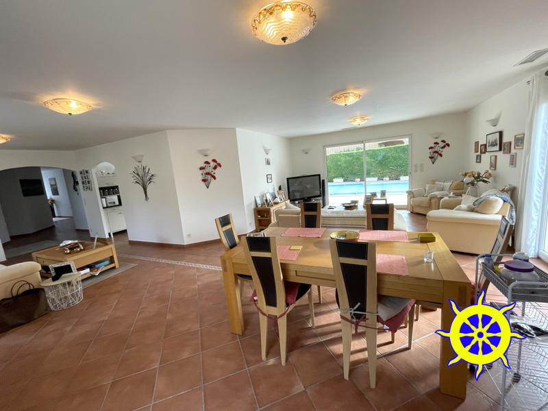 Villa - 195 m² - 5 pièces