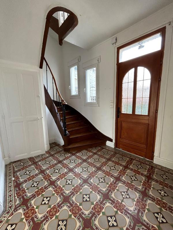 Maison - 140 m² - 6 pièces