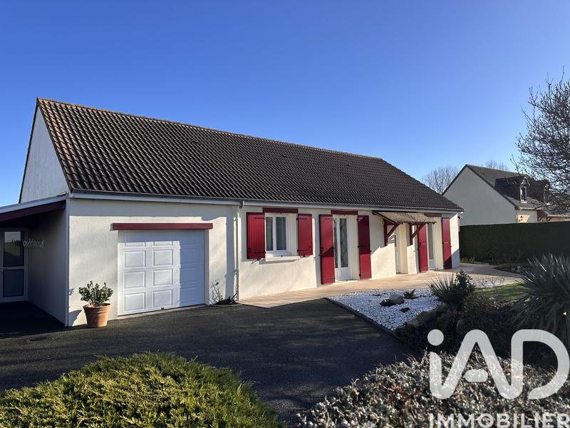 Maison - 90 m² - 4 pièces