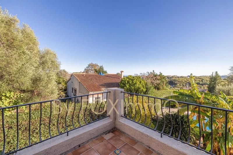 Villa - 195 m² - 8 pièces