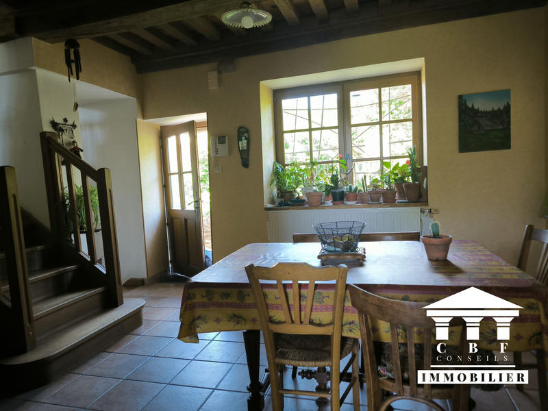 Maison - 172 m² - 9 pièces