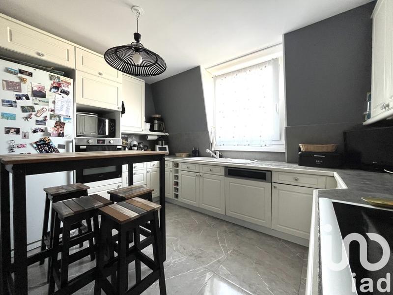 Appartement - 100 m² - 4 pièces