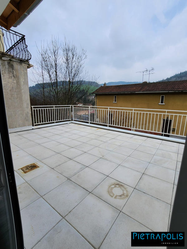 Maison - 86 m² - 7 pièces