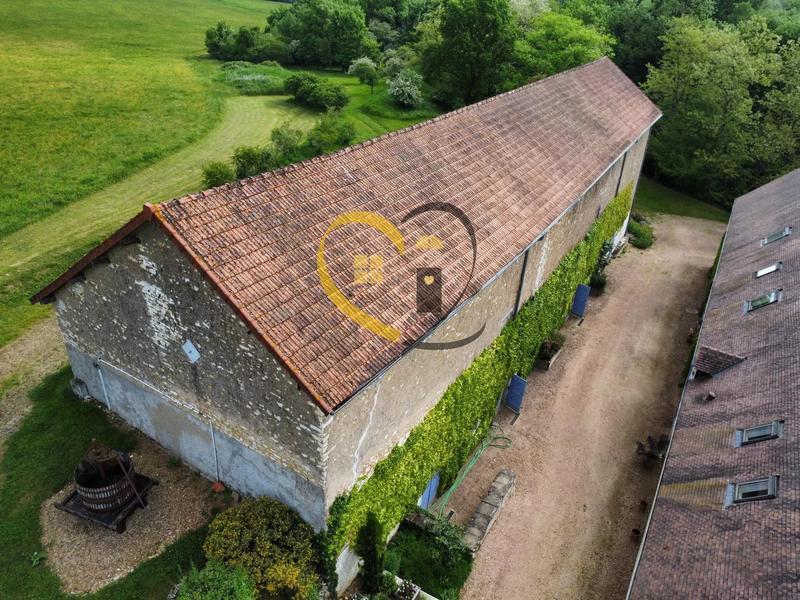 Maison - 243 m² - 7 pièces