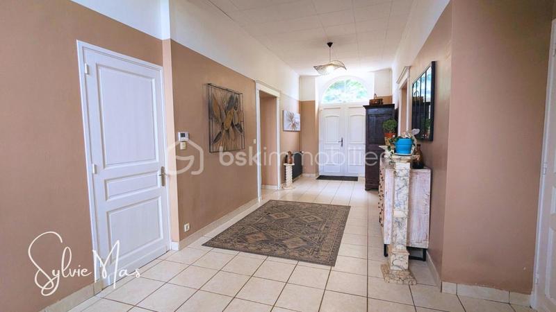 Maison de maîtres - 264 m² - 8 pièces