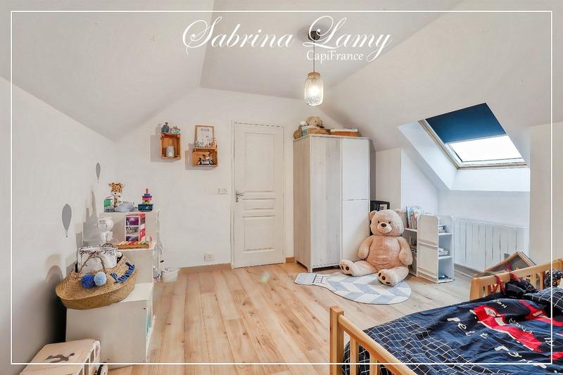 Pavillon - 142 m² - 5 pièces