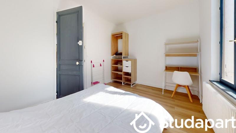 Chambre - 61 m² - 1 pièce