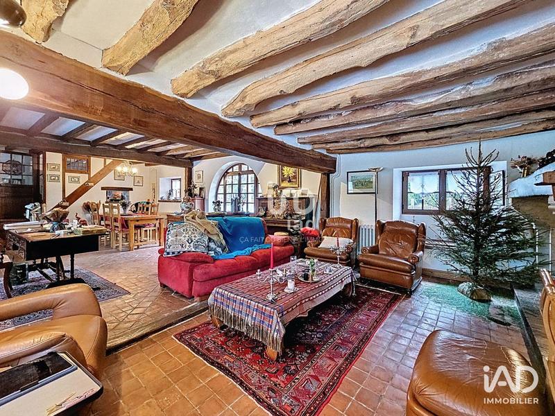 Maison - 200 m² - 6 pièces