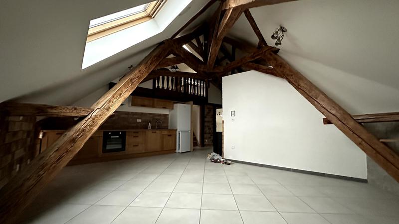 Appartement - 96 m² - 3 pièces