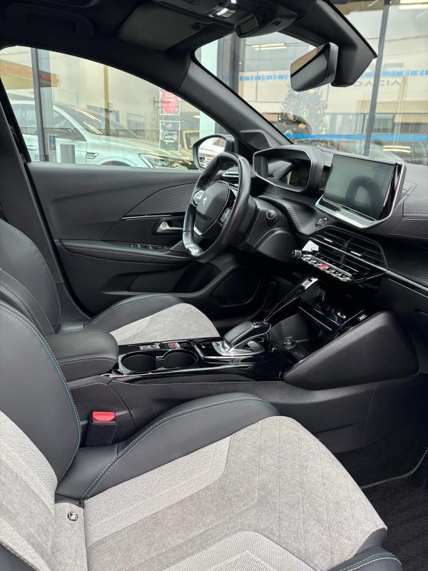 Peugeot 208 50 Kwh 136 Ch Gt-Line