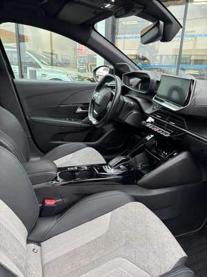 Peugeot 208 50 Kwh 136 Ch Gt-Line