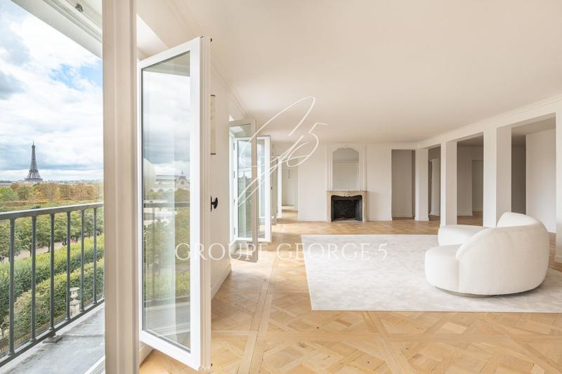 Appartement - 243 m² - 5 pièces