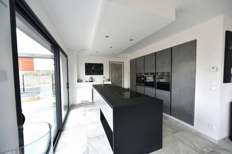 Maison - 90 m² - 6 pièces