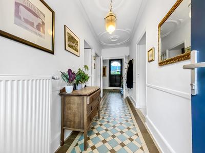 Maison bourgeoise - 214 m² - 12 pièces