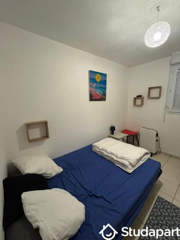 Chambre - 12 m² - 1 pièce