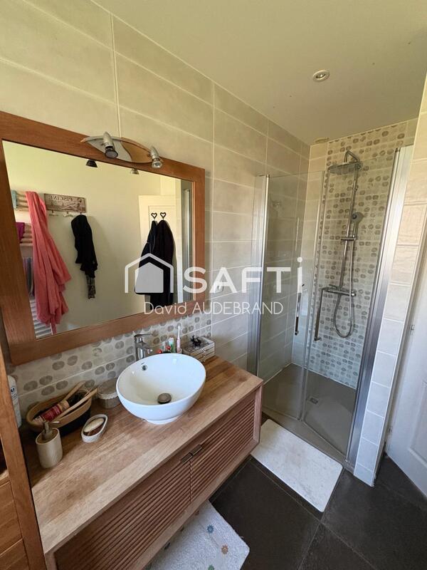 Maison - 139 m² - 6 pièces