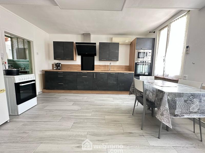 Maison - 127 m² - 6 pièces