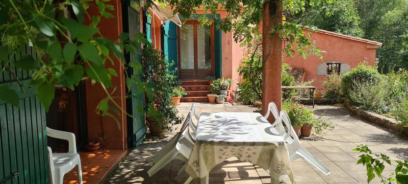 Maison - 274 m² - 10 pièces