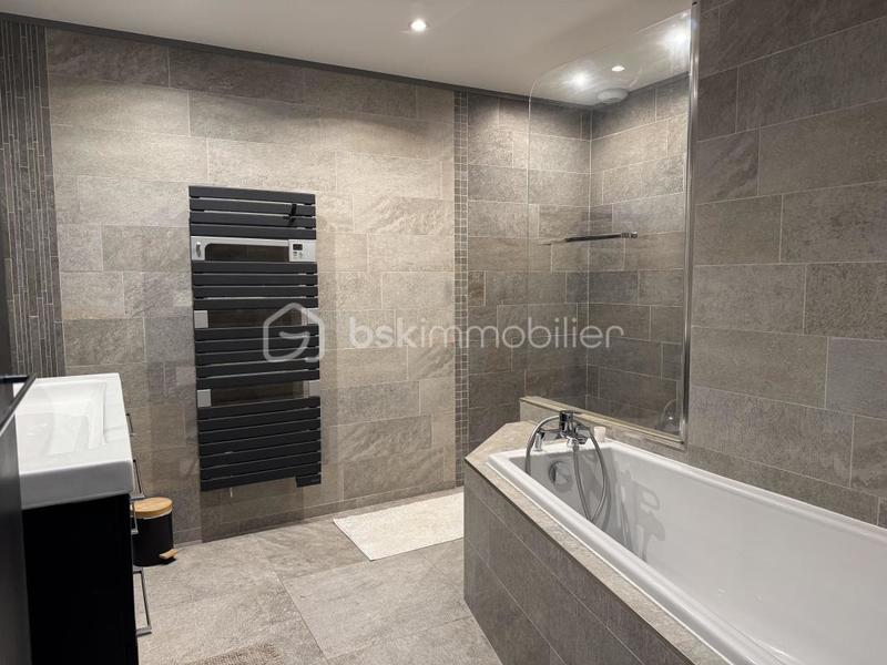 Maison de ville - 120 m² - 5 pièces