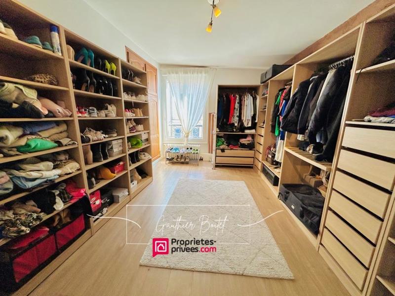 Maison - 167 m² - 8 pièces