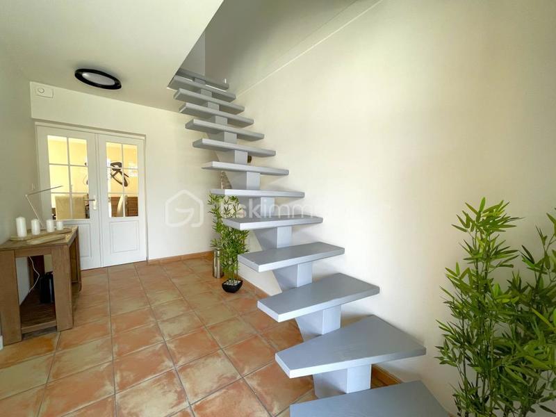 Villa - 310 m² - 12 pièces