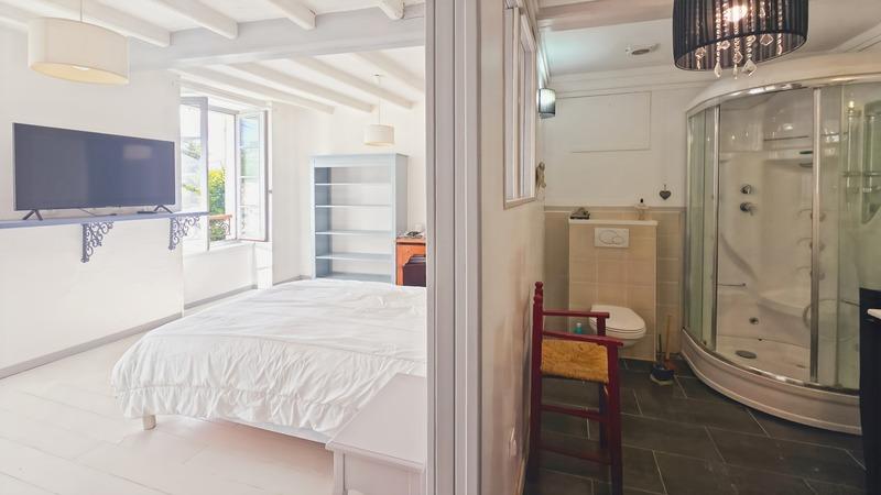 Maison en pierre - 156 m² - 4 pièces