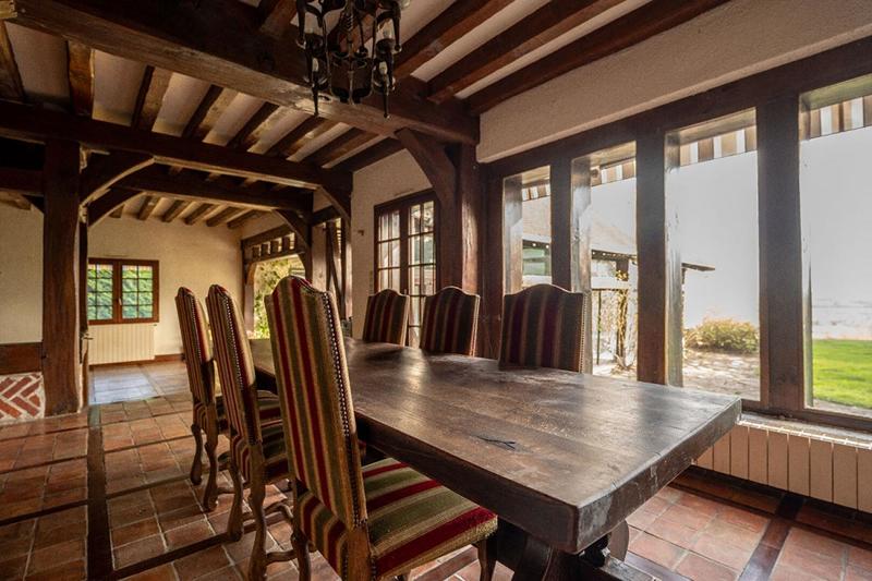 Maison - 258 m² - 7 pièces