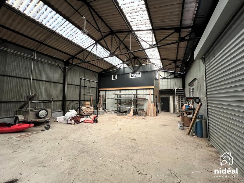 Maison - 180 m² - 4 pièces