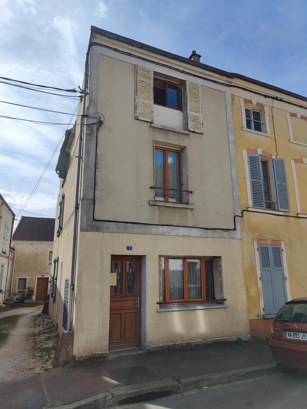 Maison - 103 m² - 4 pièces