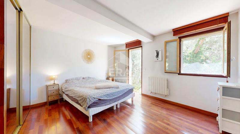 Appartement - 140 m² - 3 pièces