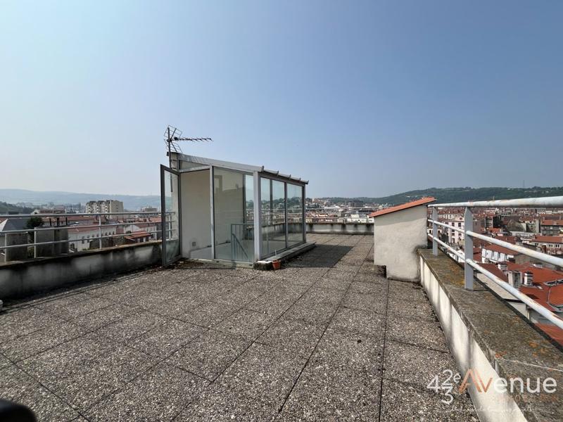 Appartement - 79 m² - 4 pièces