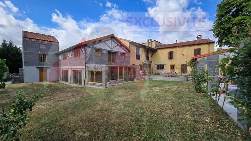 Maison - 450 m² - 11 pièces