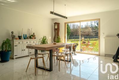 Maison - 174 m² - 5 pièces