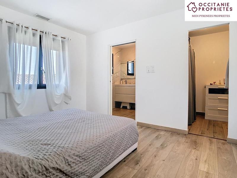 Maison - 137 m² - 5 pièces