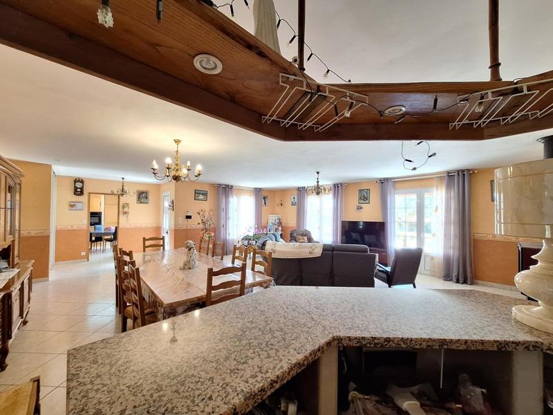 Villa - 160 m² - 6 pièces