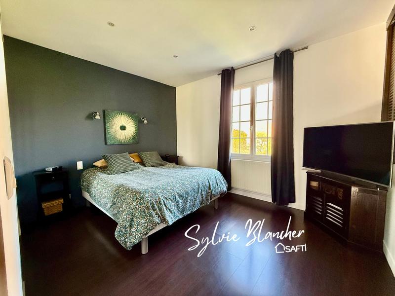 Maison - 197 m² - 7 pièces