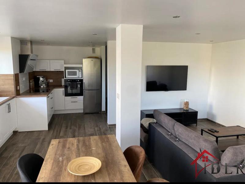 Appartement - 80 m² - 4 pièces