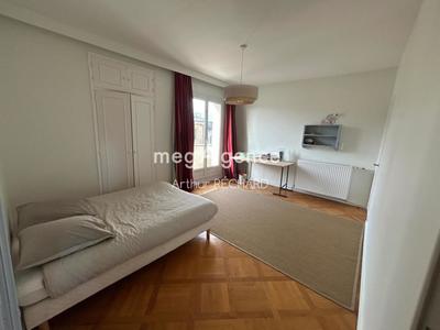 Appartement - 132 m² - 5 pièces