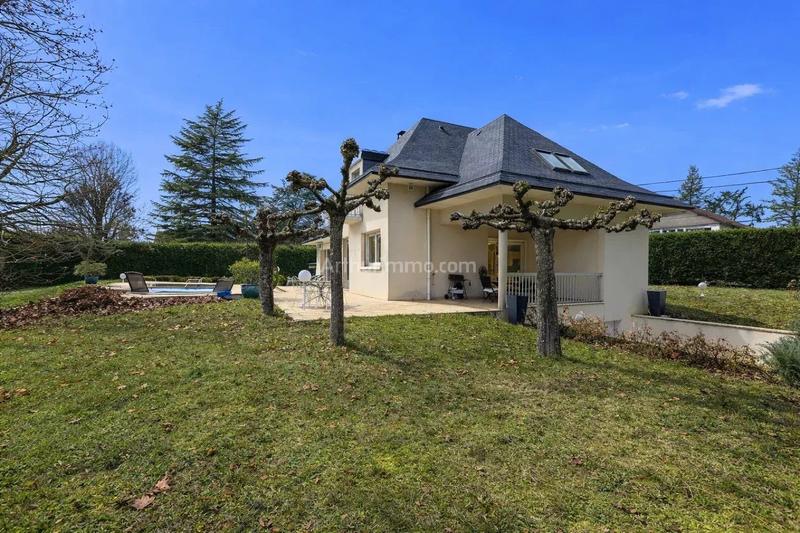 Maison - 176 m² - 6 pièces