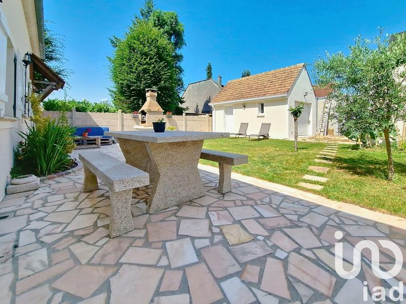 Maison - 180 m² - 7 pièces