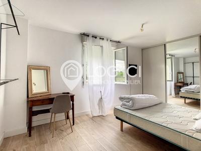 Maison - 104 m² - 4 pièces