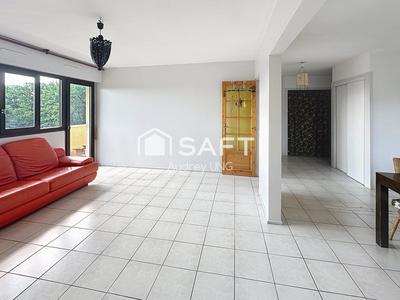 Appartement - 85 m² - 4 pièces