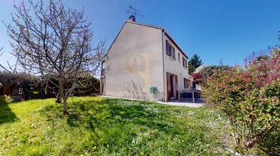 Maison - 143 m² - 7 pièces