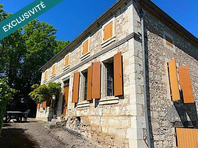 Maison - 141 m² - 6 pièces